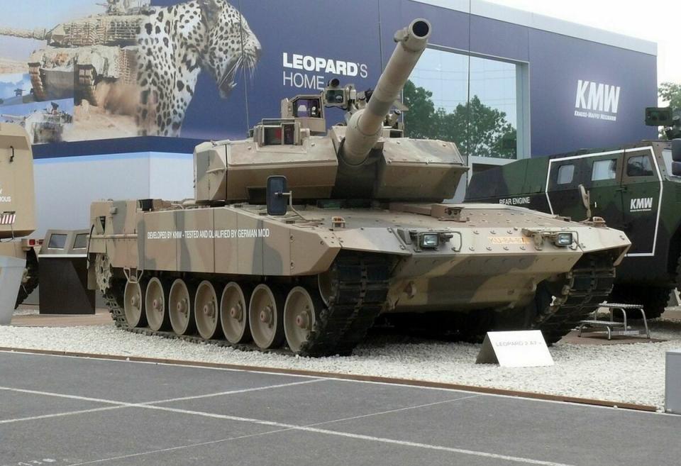 豹 2（德語：Leopard 2）是主要服役於德國聯邦國防軍的主戰戰車，總共有 A1 到 A7 等多個型號。   圖：翻攝自維基百科