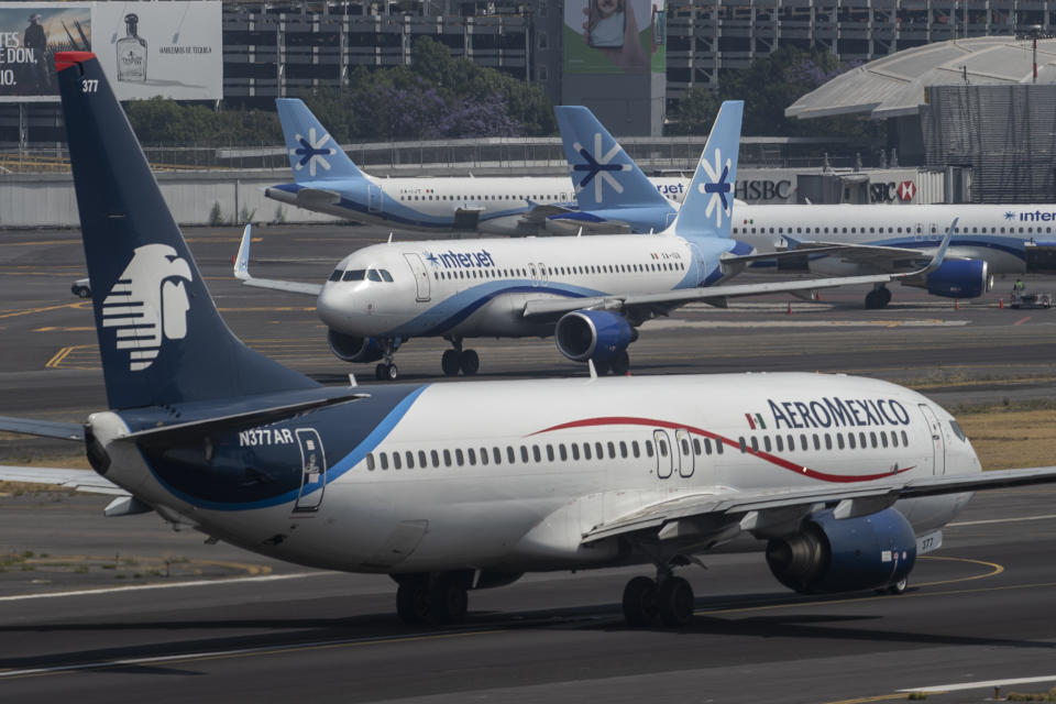 Aviones de Interjet y Aeromexico en el Aeropuerto Internacional Benito Juarez International de Ciudad de México. (Foto: PEDRO PARDO/AFP via Getty Images)