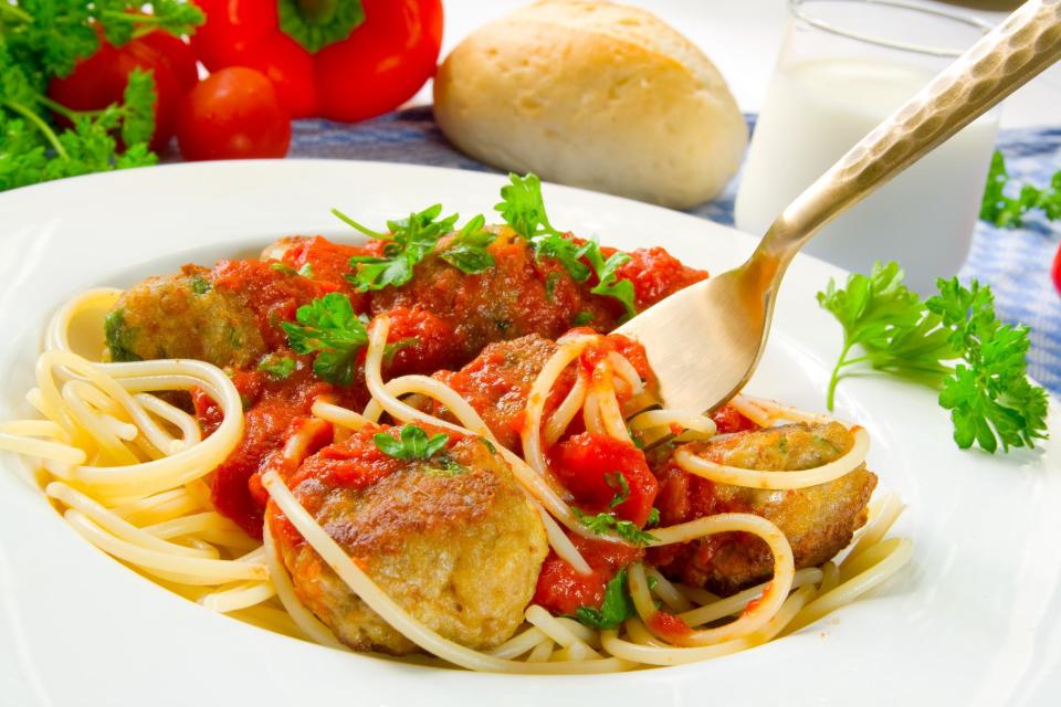 <p>Who doesn't love pasta and meatballs? It's a staple that both adults and kids enjoy. If you want to make a slighty leaner version of the dish, opt for turkey instead of beef when making the meatballs. Depending on the age of the kids, they may be able to help form the meatballs.</p> <p><a href="https://www.thedailymeal.com/best-recipes/easy-turkey-meatballs?referrer=yahoo&category=beauty_food&include_utm=1&utm_medium=referral&utm_source=yahoo&utm_campaign=feed" rel="nofollow noopener" target="_blank" data-ylk="slk:For the Easy Turkey Meatballs recipe, click here.;elm:context_link;itc:0;sec:content-canvas" class="link ">For the Easy Turkey Meatballs recipe, click here.</a></p>