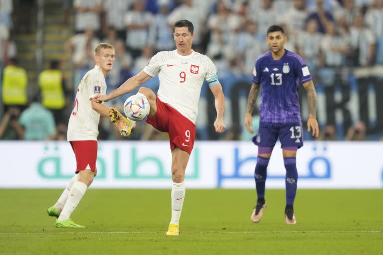 Robert Lewandowski, el argumento ofensivo de Polonia que se medirá con Francia en los octavos de final