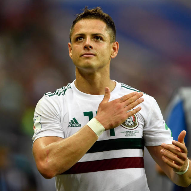 Chicharito se presenta como el culpable en su divorcio Sarah