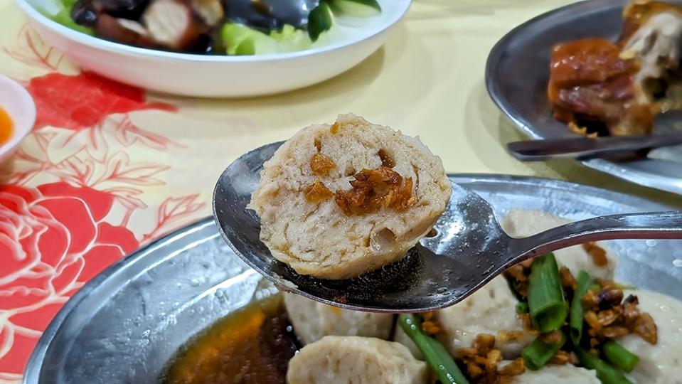 A look inside a fish ball.