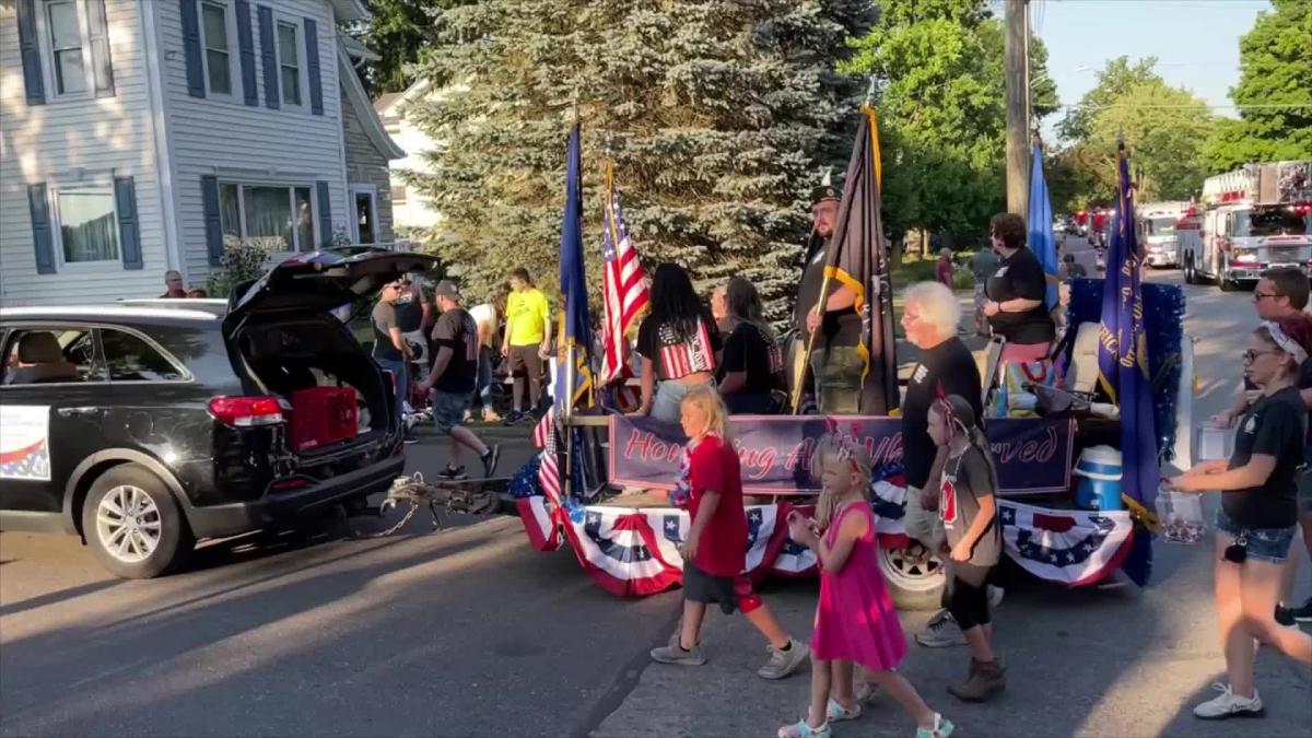 4th_of_July_parade_in_Orrville