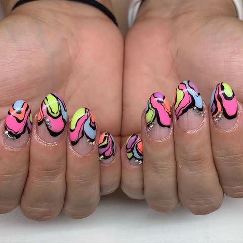 <p><a href="https://www.instagram.com/nailsbymaki.nyc/" data-component="link" data-source="inlineLink" data-type="externalLink" data-ordinal="1">@nailsbymaki.nyc</a></p>