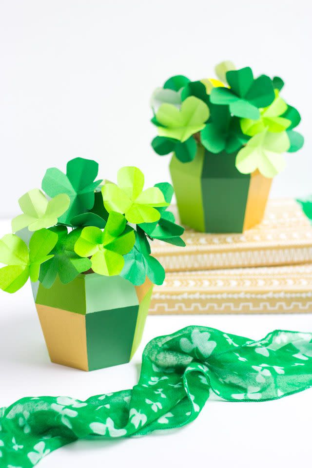 2) Potted Paper Shamrocks