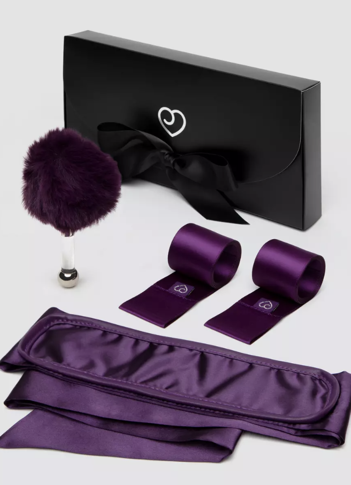 Lovehoney Tie and Tease Pillow Present Bondage Kit