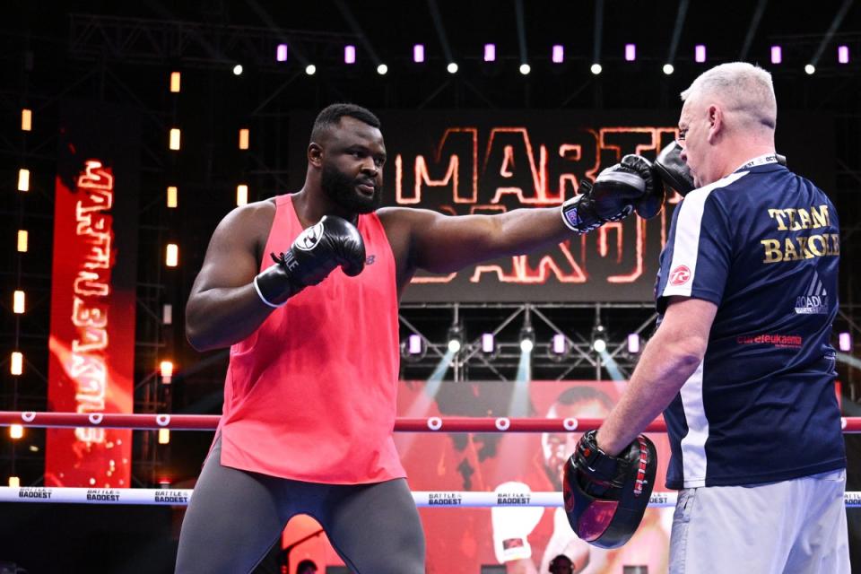 Bakole at his open workout ahead of his fight with Carlos Takam this weekend (Getty Images)