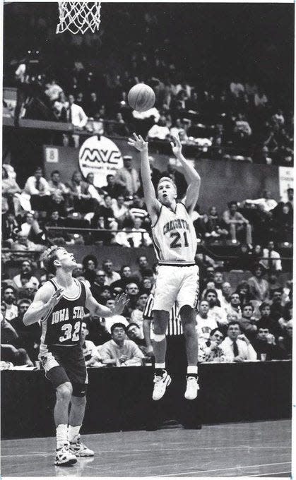 Denny Halligan, the father of Akron Zips wing Zach Halligan, walked on at Creighton and played and averaged 4.1 points and 1.8 assists for the Bluejays in 75 games.