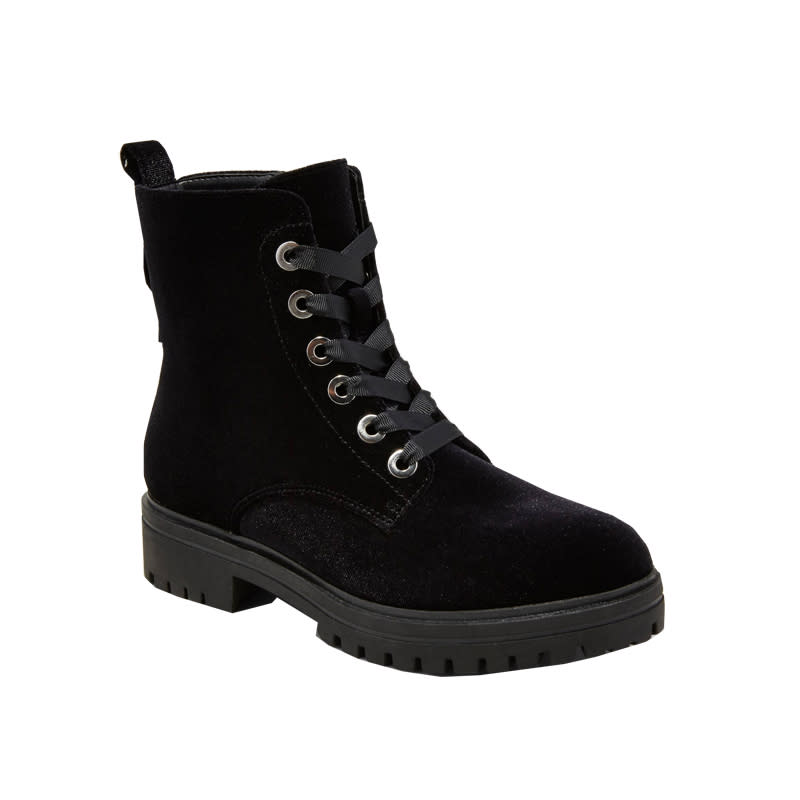 <a rel="nofollow noopener" href="http://rstyle.me/n/ctcv8jchdw" target="_blank" data-ylk="slk:Rihanna Velvet Combat Boots, Mossimo Supply Co., $38;elm:context_link;itc:0;sec:content-canvas" class="link ">Rihanna Velvet Combat Boots, Mossimo Supply Co., $38</a>