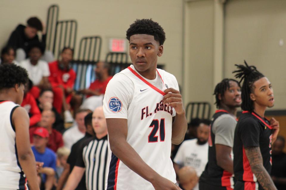 Karter Knox stands on the court during a July AAU game at Nike EYBL Peach Jam.