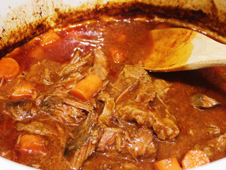 slow cooker pot roast