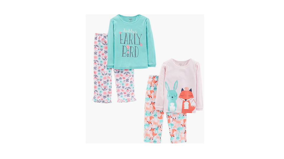 Simple Joys by Carter's Conjunto de Pijama de 4 Piezas para niñas y niños pequeños (Parte Superior de algodón y Parte Inferior de Forro Polar). (Foto: Amazon.com.mx)