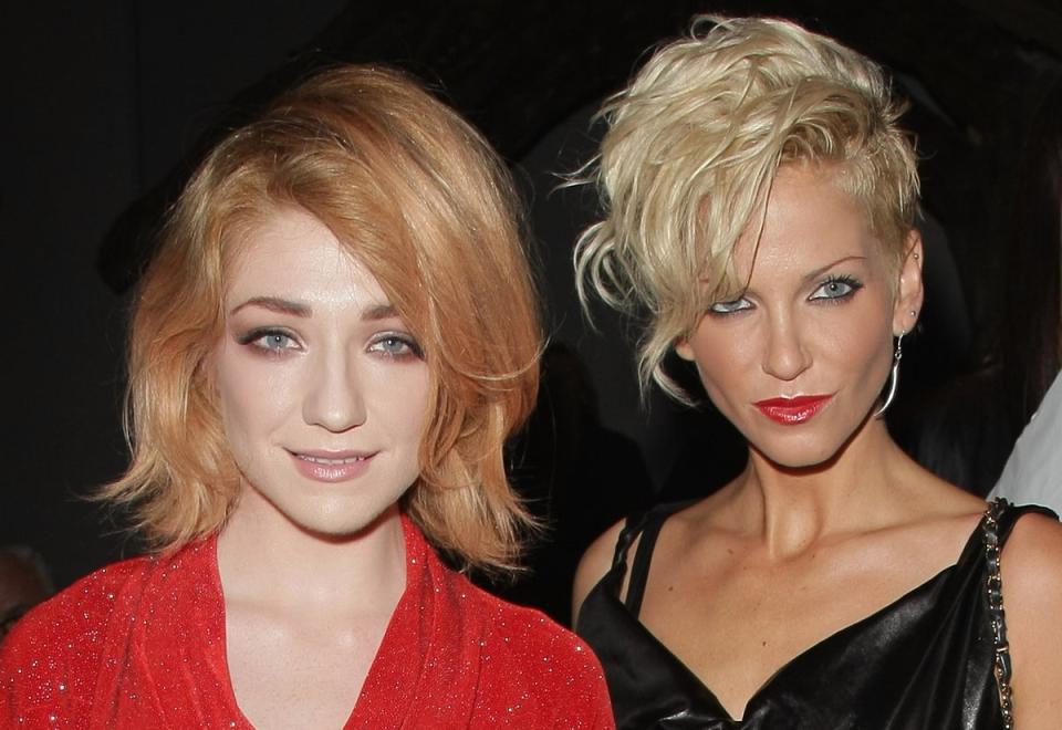 Nicola Roberts pictured with Sarah Harding in 2009 (Getty Images)