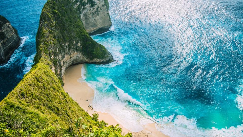 The Nusa Penida beach is reachable only by a 400m descent (Getty Images)