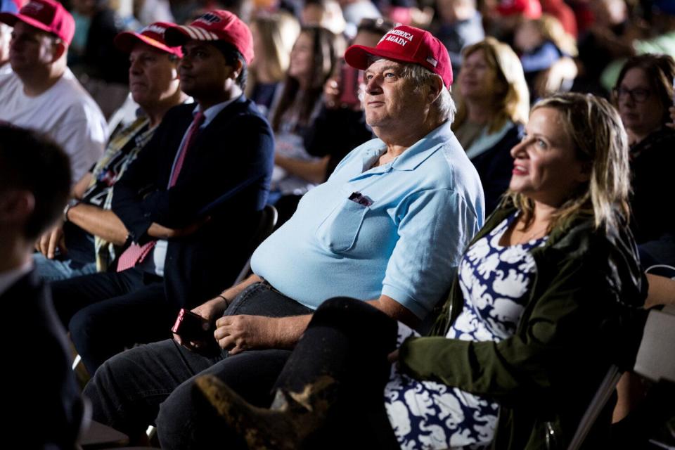 Fans of President Donald Trump in Lititz, Pennsylvania, watch a stream of the first presidential debate between Trump and Democratic nominee Joe Biden in Cleveland. (Rachel Wisniewski / Reuters)