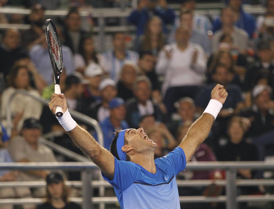 Argentina&#39;s Juan Martin del Potro celebrates after defeating the United States&#39; Denis Kudla in their men&#39;s singles match match at the ATP Delray Beach Open tennis tournament in Delray Beach, Florida February 16, 2016.   REUTERS/Andrew Innerarity