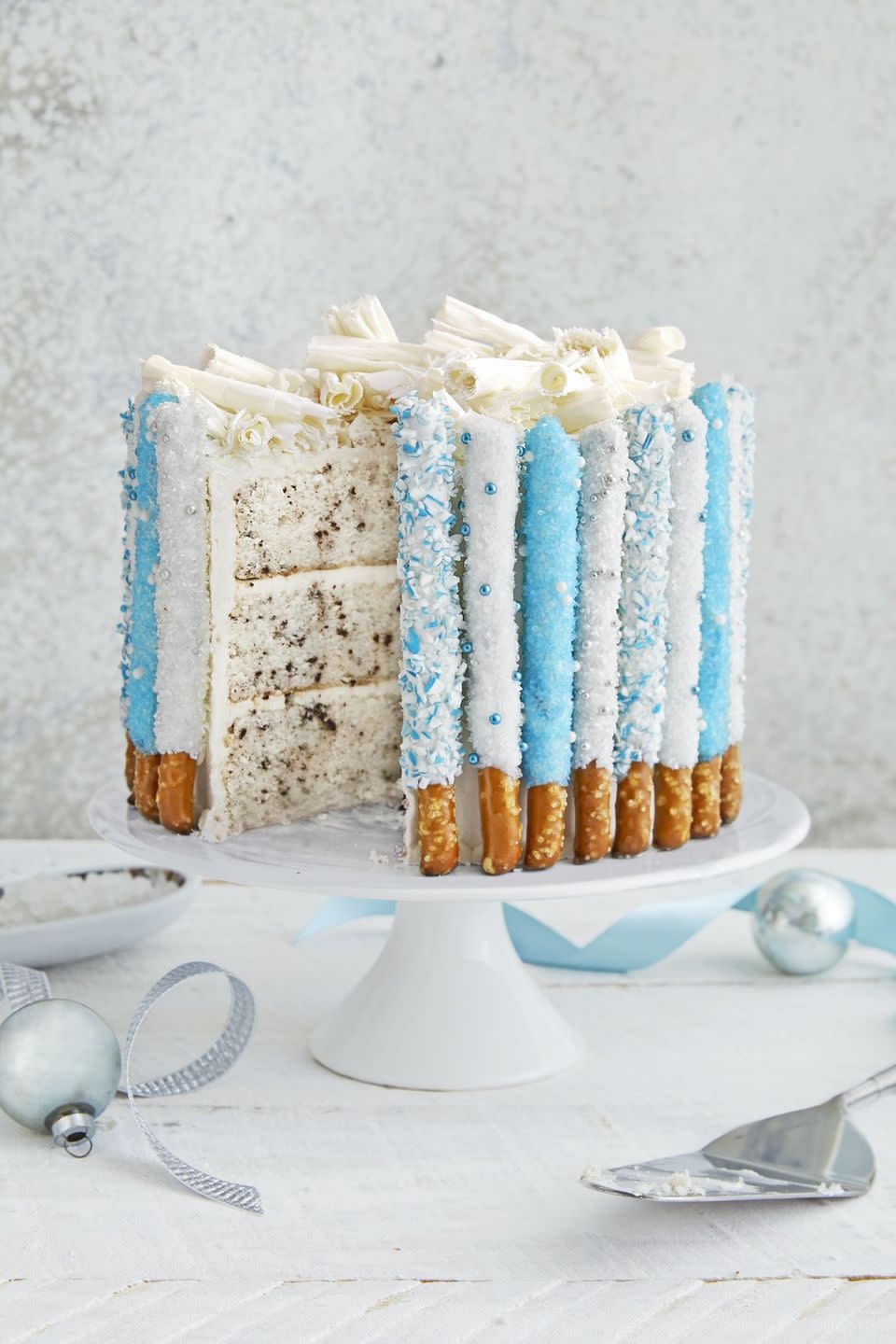 Candied Pretzel Cake