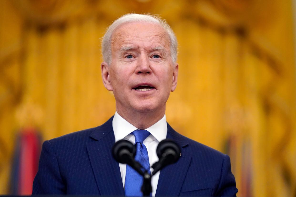 <p>El ambicioso paquete de ayuda para el coronavirus de 1.9 billones de dólares del presidente de los Estados Unidos, Joe Biden, se aprobó en una votación en la Cámara de Representantes el miércoles</p> (Copyright 2021 The Associated Press. All rights reserved.)