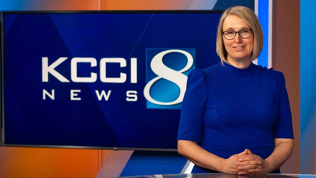  KCCI news director Allison Smith. 