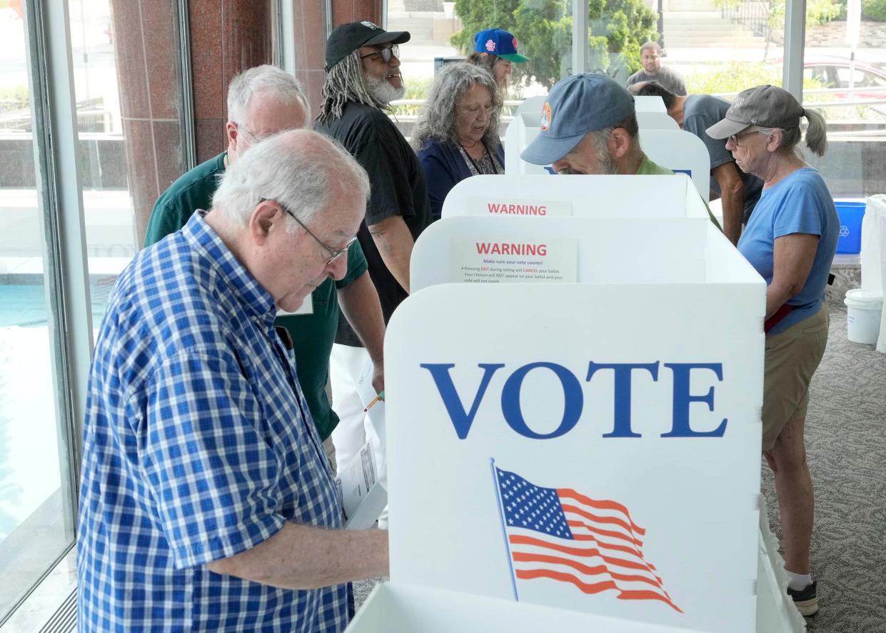 Live updates Wisconsin heads to polls Tuesday for 2024 primary