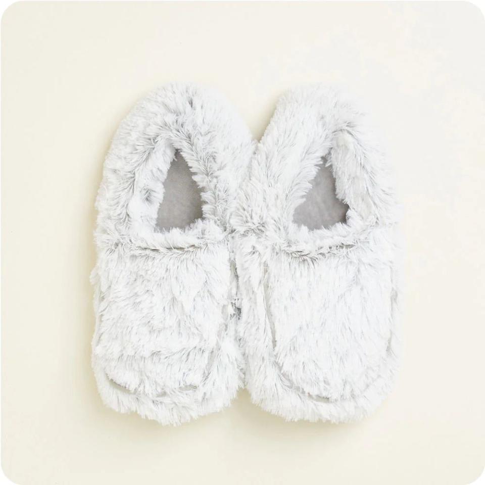 <p><a href="https://go.redirectingat.com?id=74968X1596630&url=https%3A%2F%2Fwarmies.com%2Fcollections%2Fslippers%2Fproducts%2Fmarshmallow-gray-warmies-slippers&sref=https%3A%2F%2Fwww.womansday.com%2Flife%2Fg3211%2Fbest-friend-gifts%2F" rel="nofollow noopener" target="_blank" data-ylk="slk:Shop Now;elm:context_link;itc:0;sec:content-canvas" class="link ">Shop Now</a></p><p>Marshmallow Gray Warmies Slippers</p><p>warmies.com</p><p>$29.99</p>