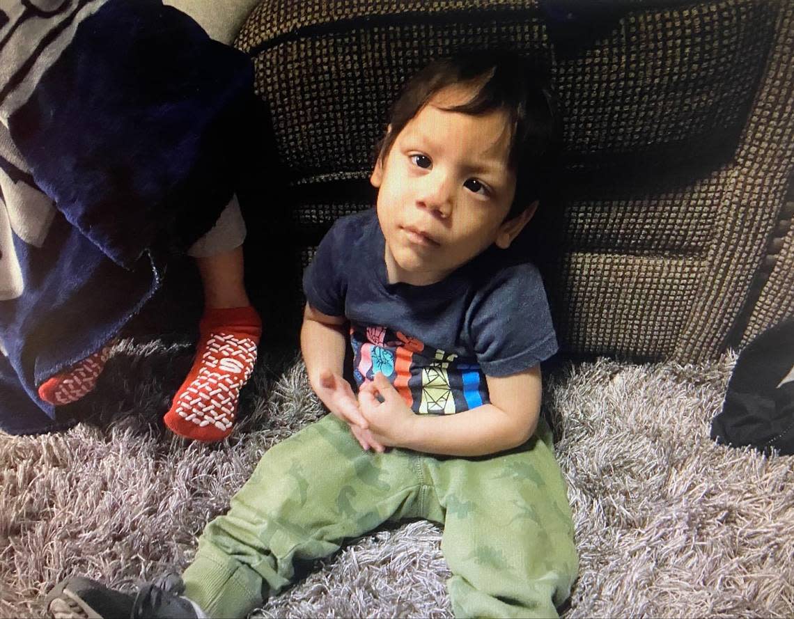 Police in Everman, Texas, are searching for any leads to help them find 6-year-old Noel Rodriguez-Alvarez, who hasn’t been seen since November. Police said that Noel’s mother left the country last week with her husband and other children are now fugitives.