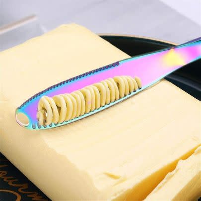 Sick of tearing your bread when you spread hard butter on it? Same. These genius knives create delicate curls, so even refrigerated butter will become spreadable!