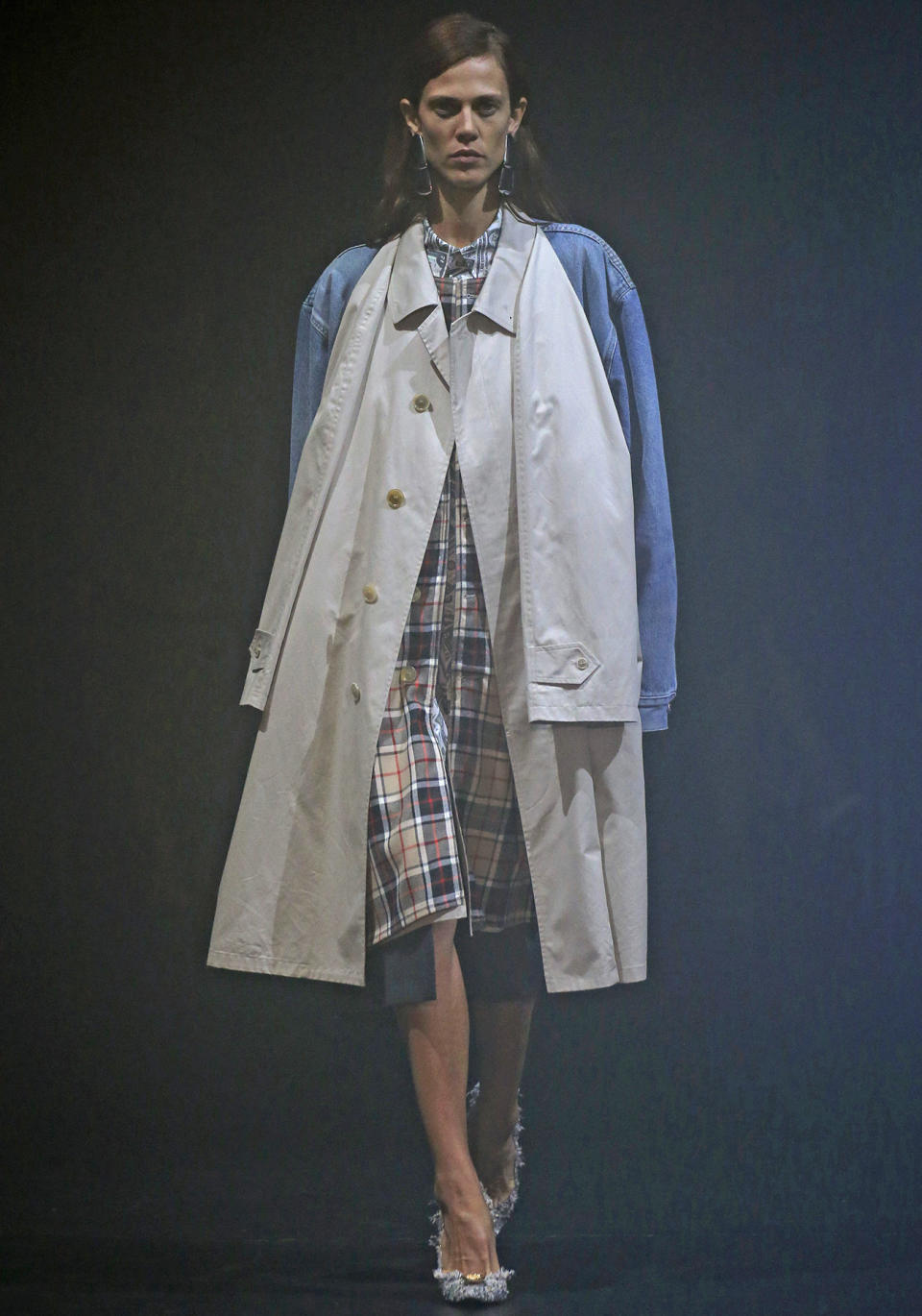 <p>Ayemeline sported the layered look, much to our liking, at Balenciaga</p>