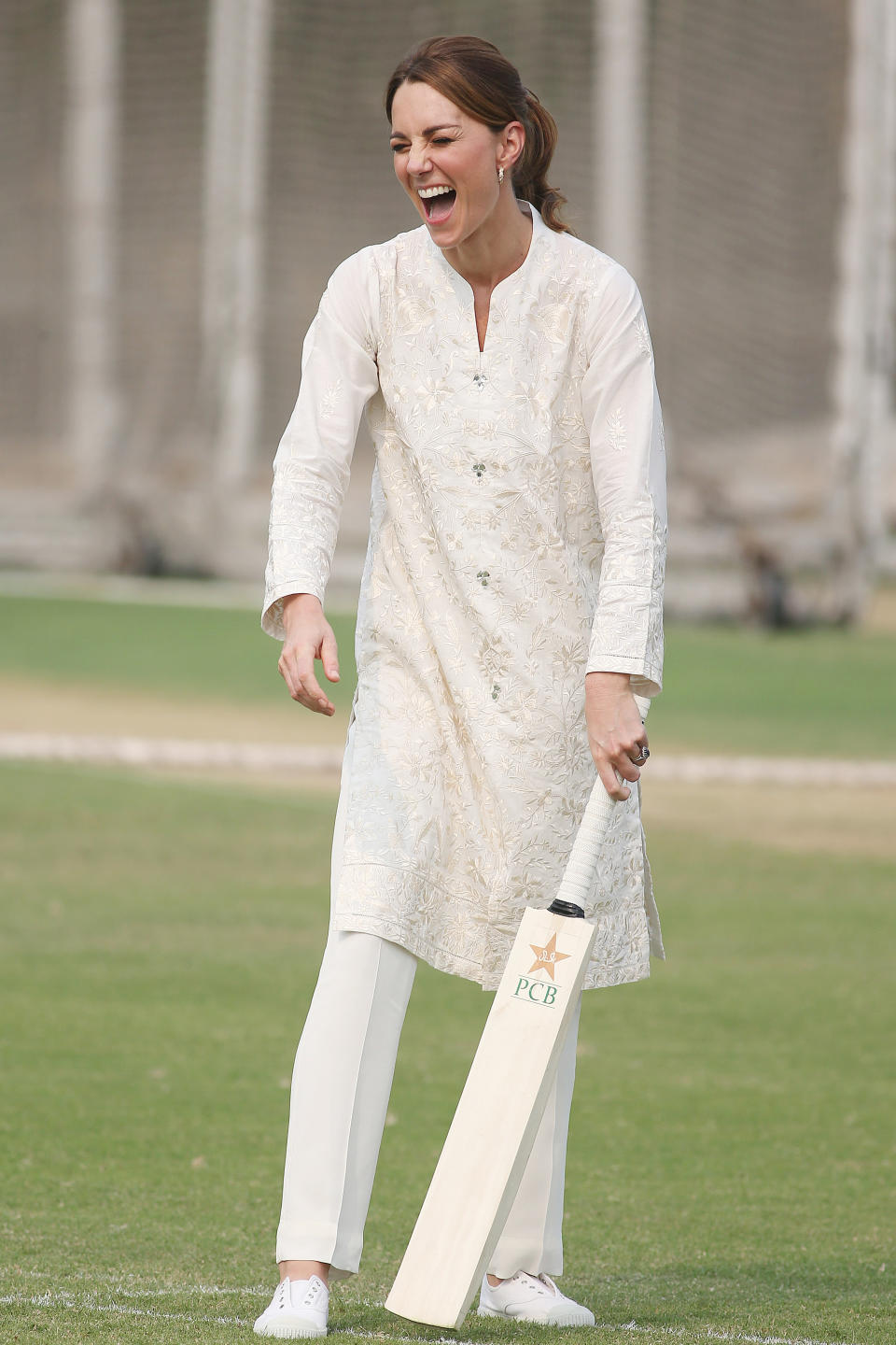 Kate wore a traditional outfit by a Pakistani designer. [Photo: Getty]