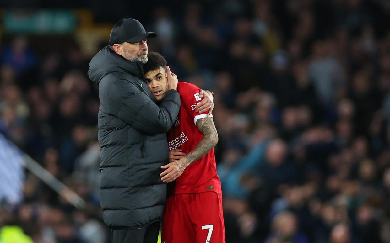 Jurgen Klopp and Luis Diaz after Liverpool's defeat at Everton