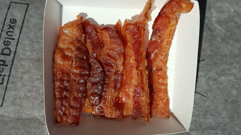 Arby's bacon in tray