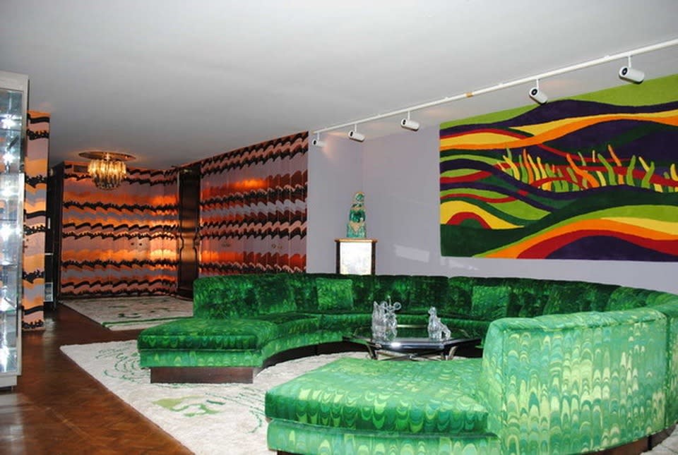 Groovy Apartment Stuck in the 1970s Hits the Market for $158K