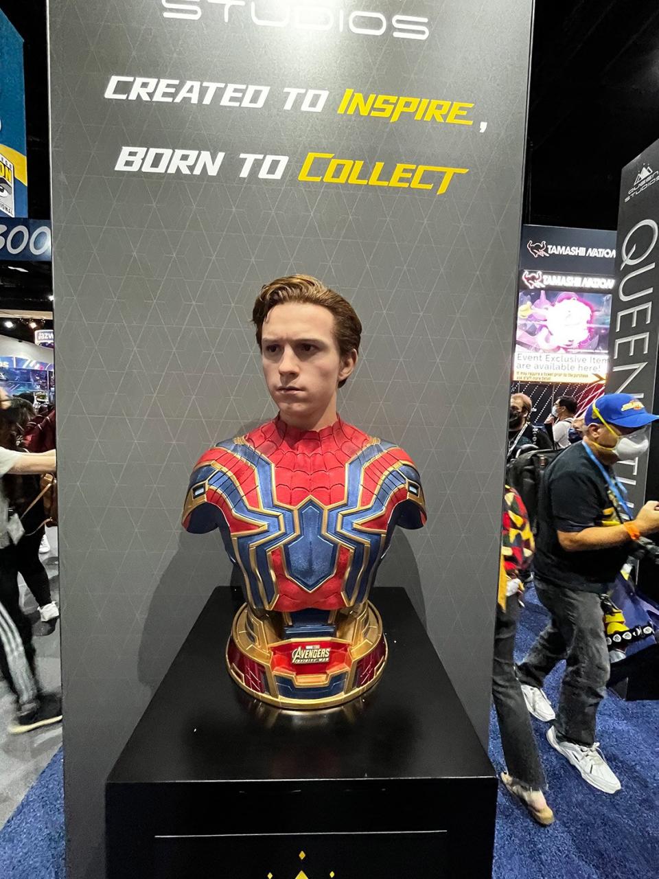 super hero busts found at comic con 2022