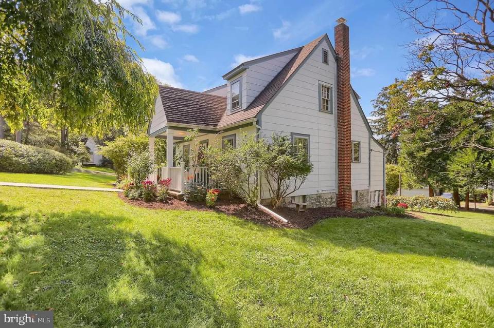 A side view of the home at 830 Henszey St. in Lemont. Photo shared with permission of the home’s listing agent, James Bradley of Keller Williams Advantage Realty. Provided