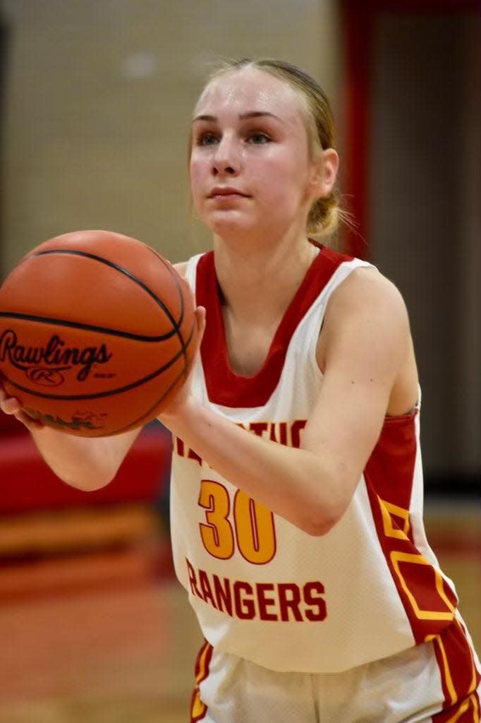 Reading junior Aubree Ervans (30) is a 2023-24 first team All-Area Dream Team honoree.