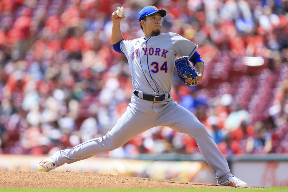 New York Mets' Kodai Senga throws during the second inning of a baseball game against the Cincinnati Reds in Cincinnati, Thursday, May 11, 2023. (AP Photo/Aaron Doster)