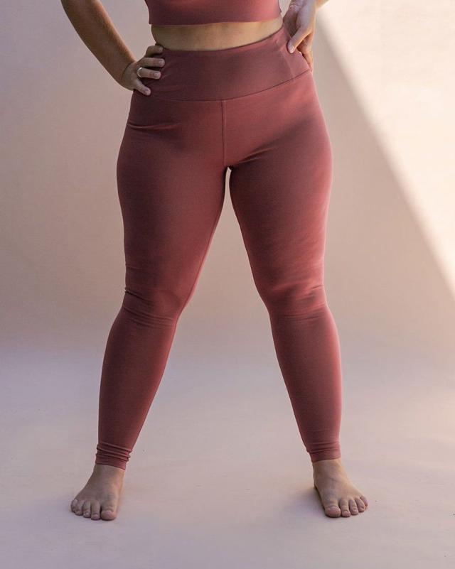 High-Waisted Color-Blocked Elevate 7/8-Length Plus-Size Leggings
