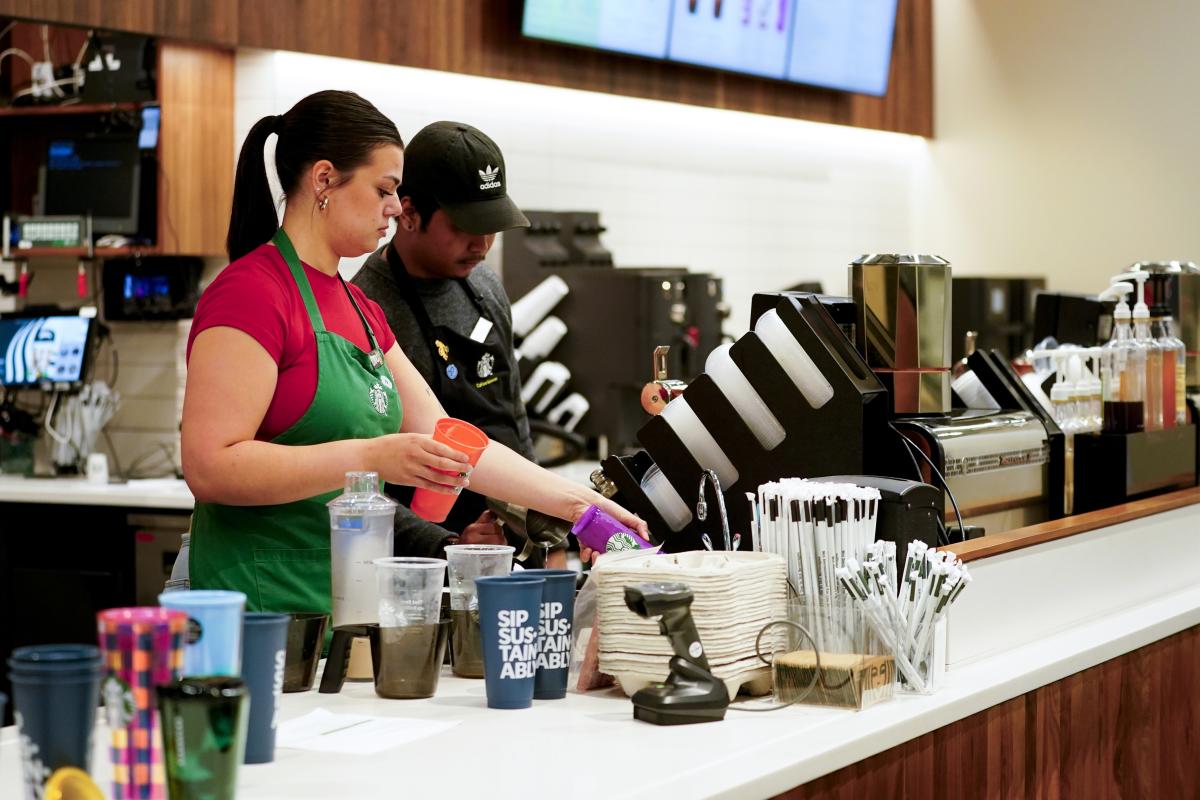 Starbucks to raise wage for US store workers by at least 3 from 2024