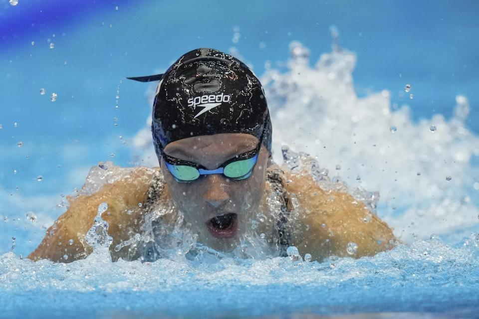 Summer McIntosh, of Canada, competes in women's 200-meter butterfly final at the World Swimming Championships in Fukuoka, Japan, Thursday, July 27, 2023. McIntosh won gold.(AP Photo/Nick Didlick)