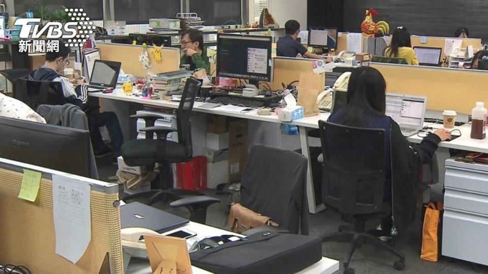 雇主不可強迫員工排特休。（示意圖／TVBS資料畫面）