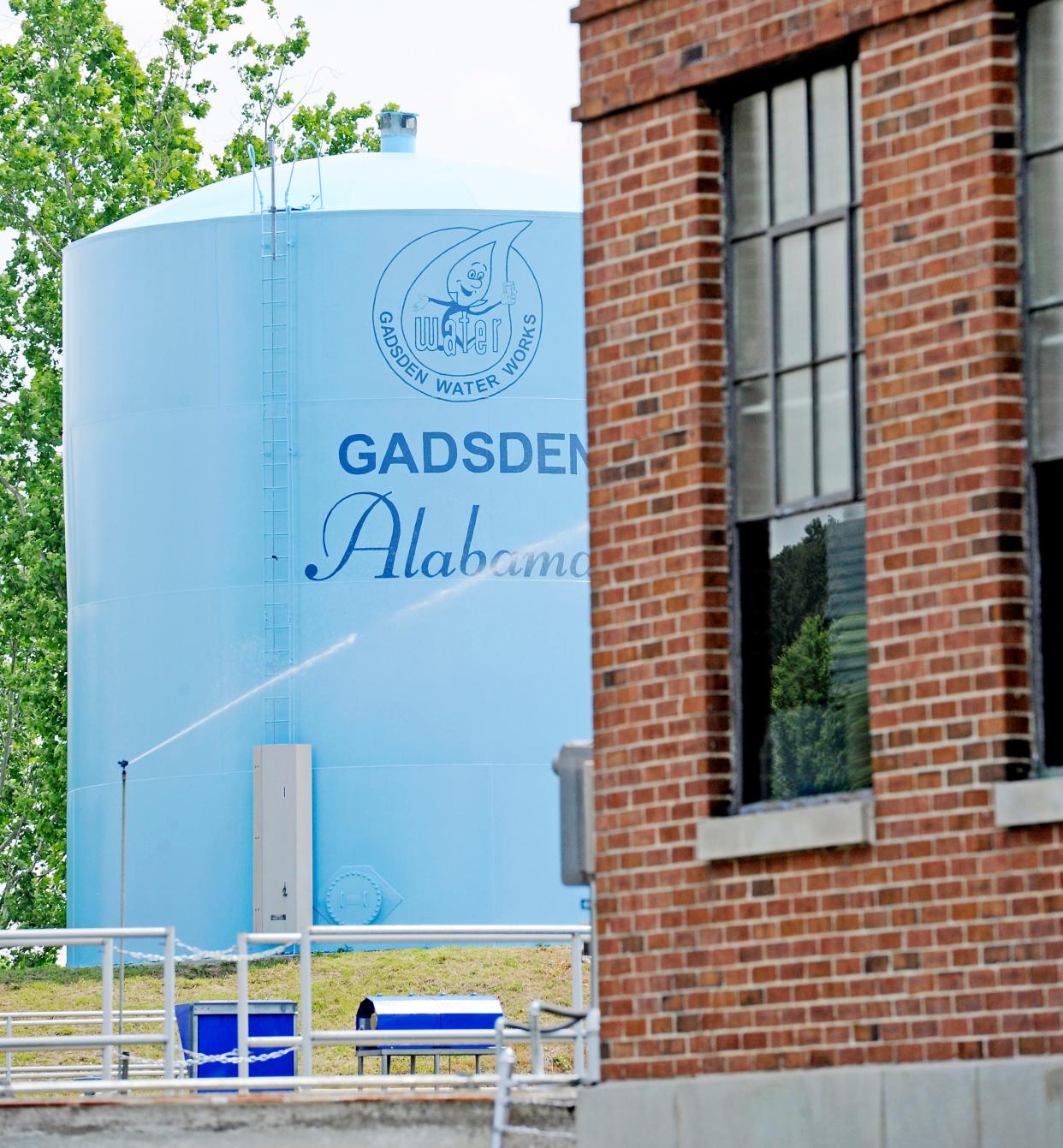 A variety of organizations have announced their intention to sue the Gadsden Water Works and Sewer Board over alleged Clean Air Act violations.