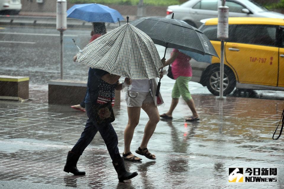 ▲中度颱風米塔速度變快，台中以北、宜蘭、花蓮風雨持續中，馬祖風雨也將逐漸增強。（圖／NOWnews資料照）