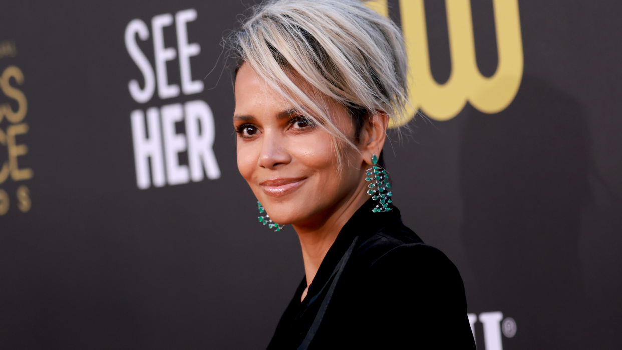 Halle Berry accepted the #SeeHer Award at the 2022 Critics Choice Awards. (Image via Getty Images)