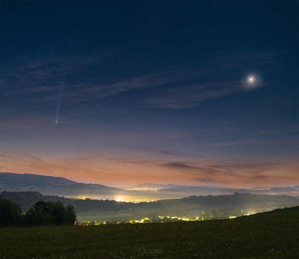 Photo of Comet Nishimura. The comet, which glowed green, was spotted in the atmosphere over Bucks County early Tuesday morning.