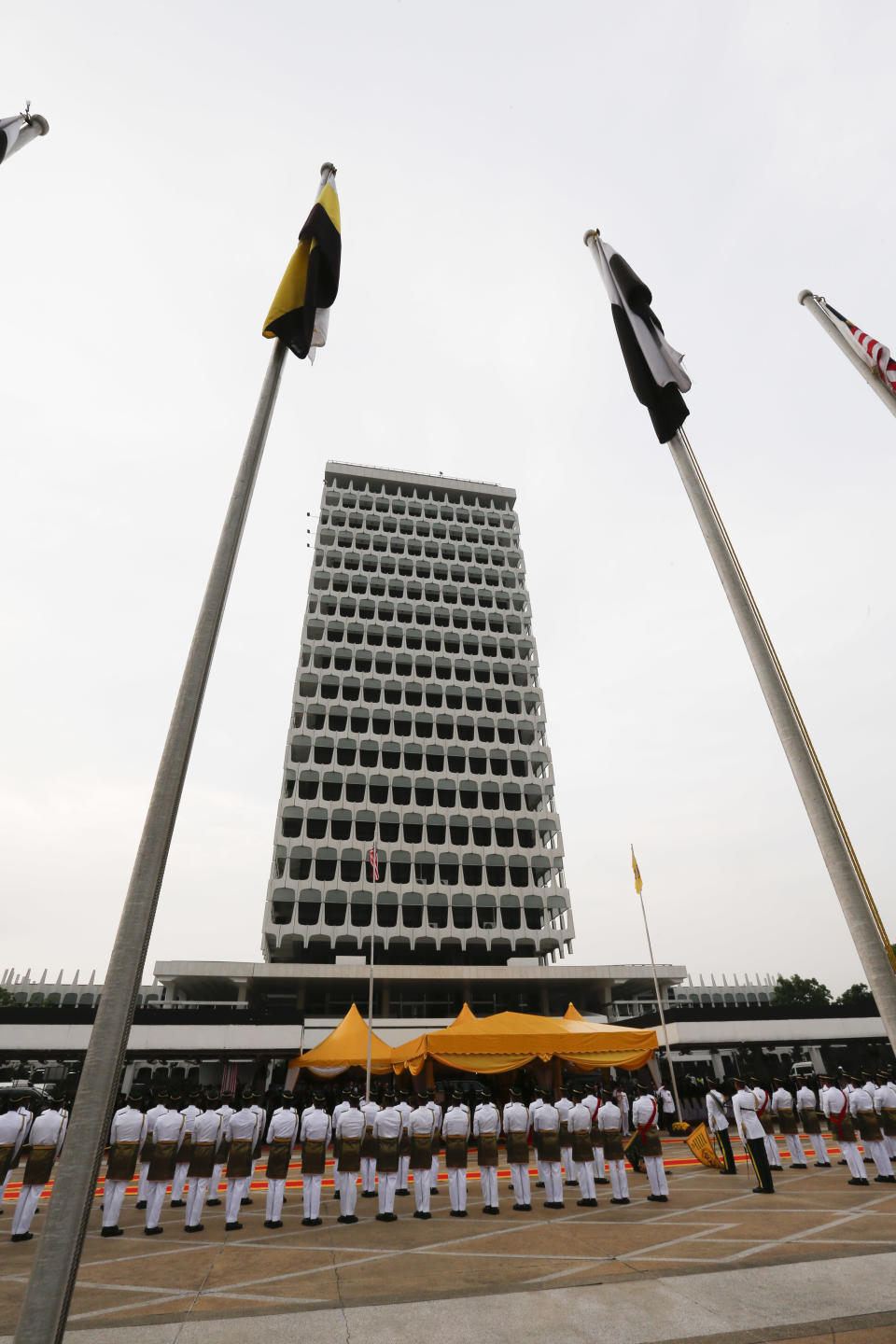 U.S. President Barack Obama attends a welcome ceremony at Parliament Square in Kuala Lumpur, Malaysia, Saturday, April 26, 2014. (AP Photo/Vincent Thian)