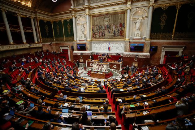 Menacé de mort pour la 3e fois en un mois, ce député LREM porte plainte (photo d'illustration de l'Assemblée Nationale en avril 2021) (Photo: via Associated Press)