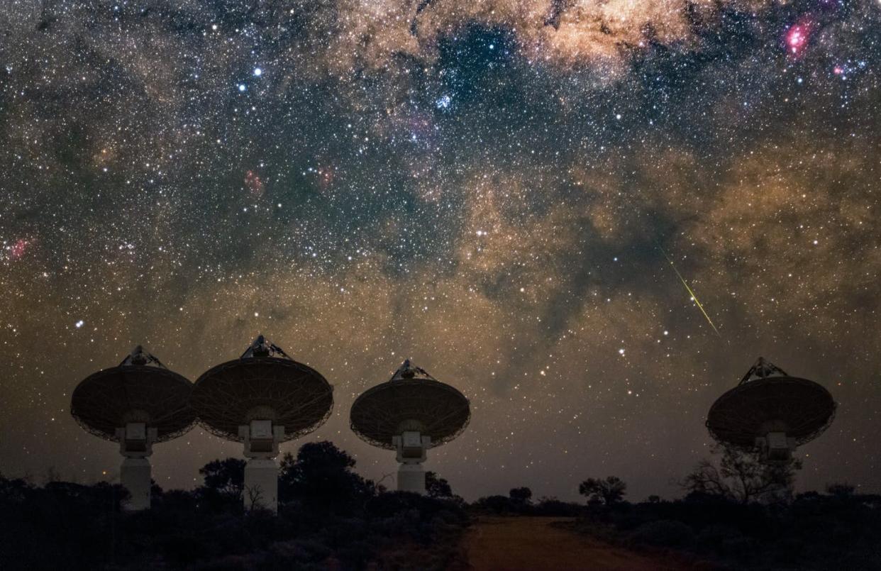 <span class="caption">Diligence, technological progress and a little luck have together solved a 20 year mystery of the cosmos.</span> <span class="attribution"><span class="source">CSIRO/Alex Cherney</span>, <a class="link " href="http://creativecommons.org/licenses/by-nd/4.0/" rel="nofollow noopener" target="_blank" data-ylk="slk:CC BY-ND;elm:context_link;itc:0;sec:content-canvas">CC BY-ND</a></span>