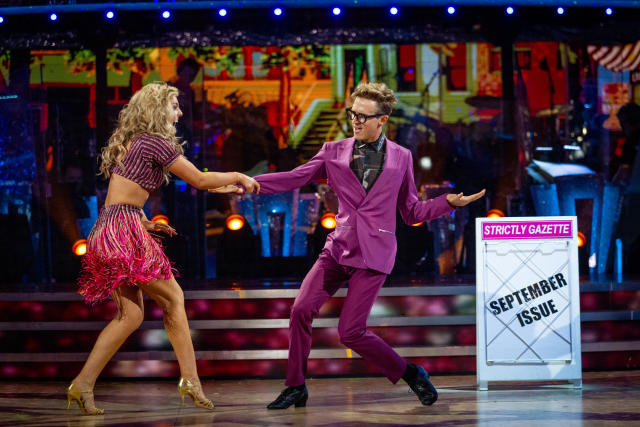 Tom Fletcher and Amy Dowden kicked off &#39;Strictly&#39; 2021 dancing the Cha Cha for the very first dance of the series. (BBC)