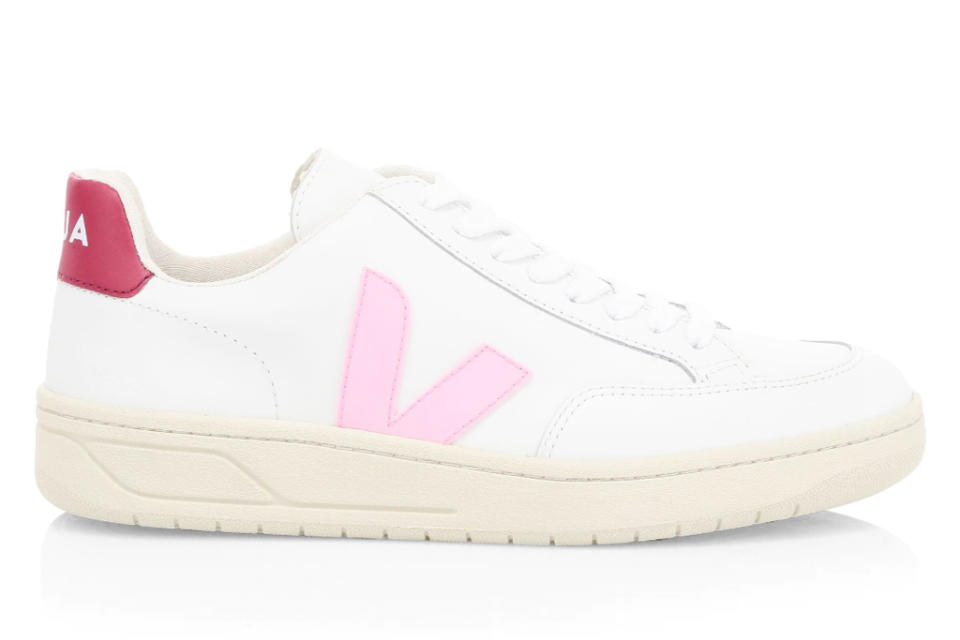 veja pink sneaker