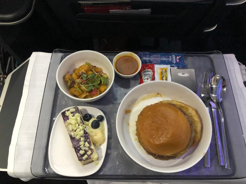 The Airbus A321neo food.